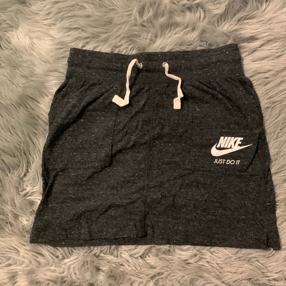 nike skirt